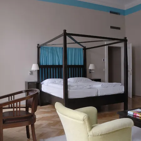 Small Luxury Hotel Altstadt Vienna-3
