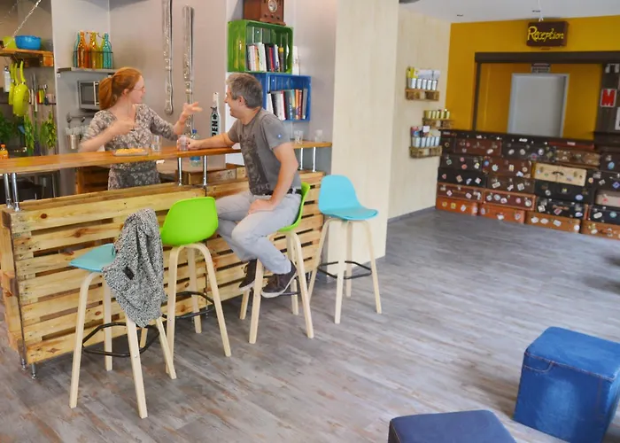 Hotel cerca del colegio: Do Step Inn Central - Self-Service-Hostel